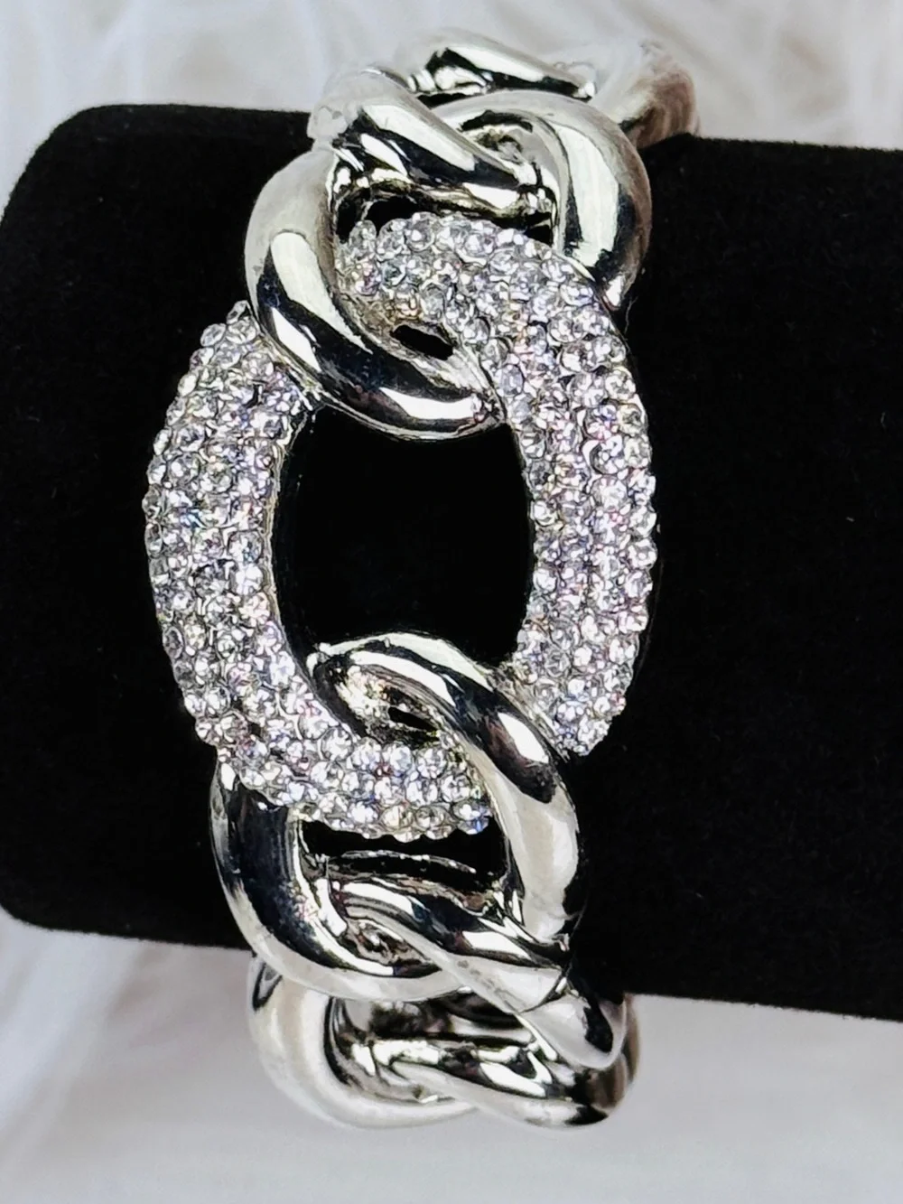 Beautiful Silvertone bling open cuff bracelet